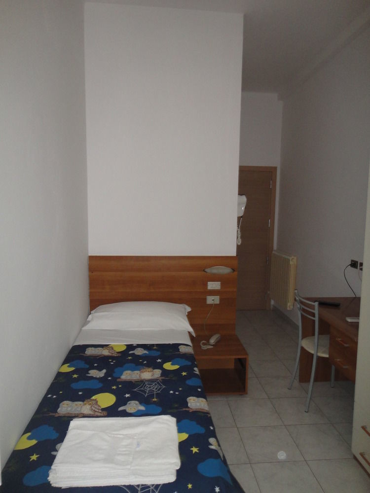 Hotel Acapulco Viserbella di Rimini Bagian luar foto