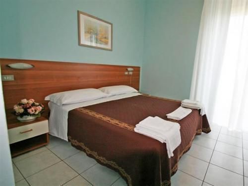Hotel Acapulco Viserbella di Rimini Bagian luar foto